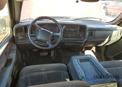 2002 Chevrolet Silverado C1500 from USA, damaged, VIN 2GCEC19V821401322